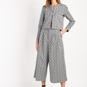 Tailleur Pantalon Court Noir Et Blanc