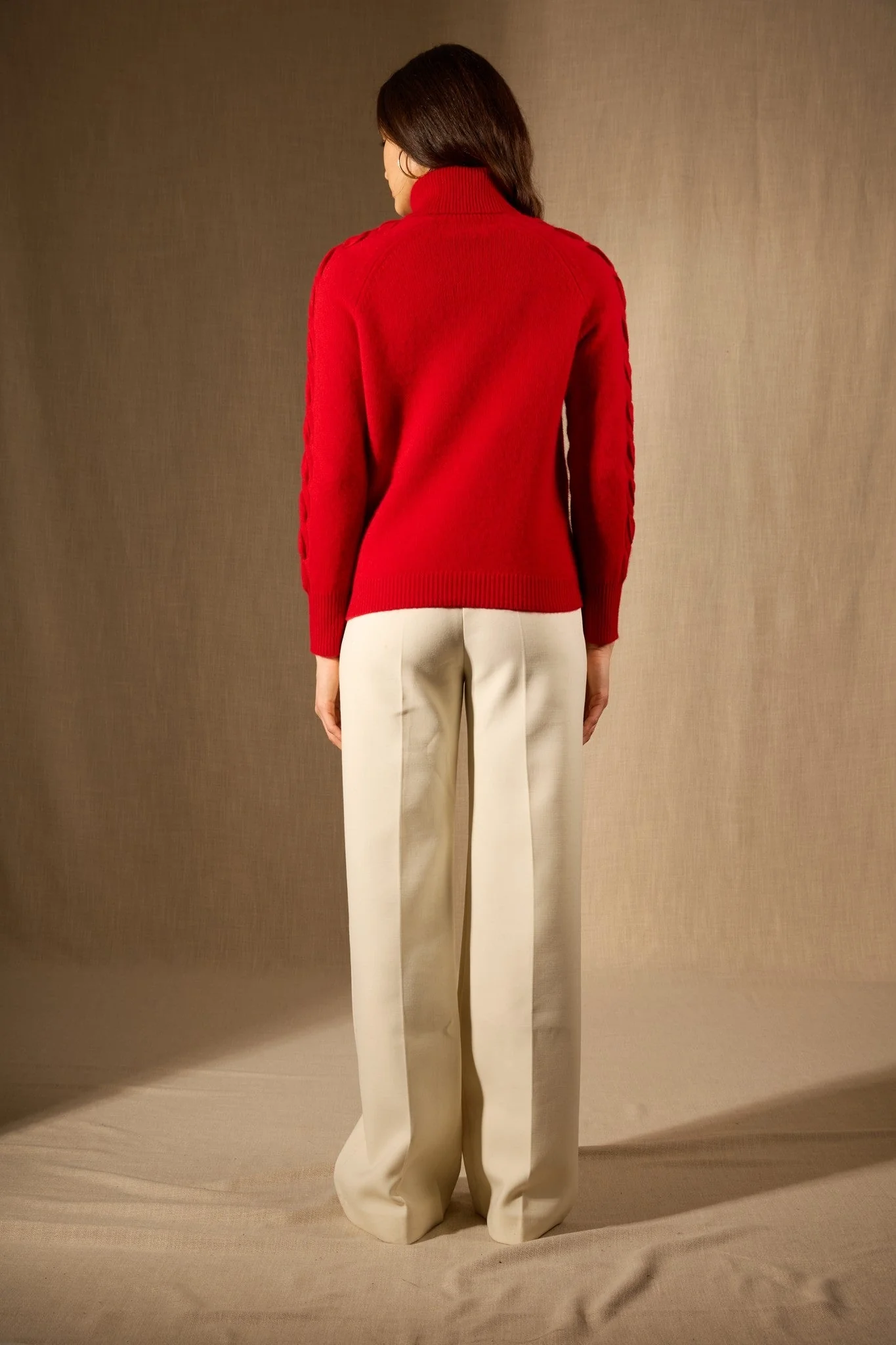 ALBANY pull col roulé 4 fils rouge 100% cachemire – Image 4