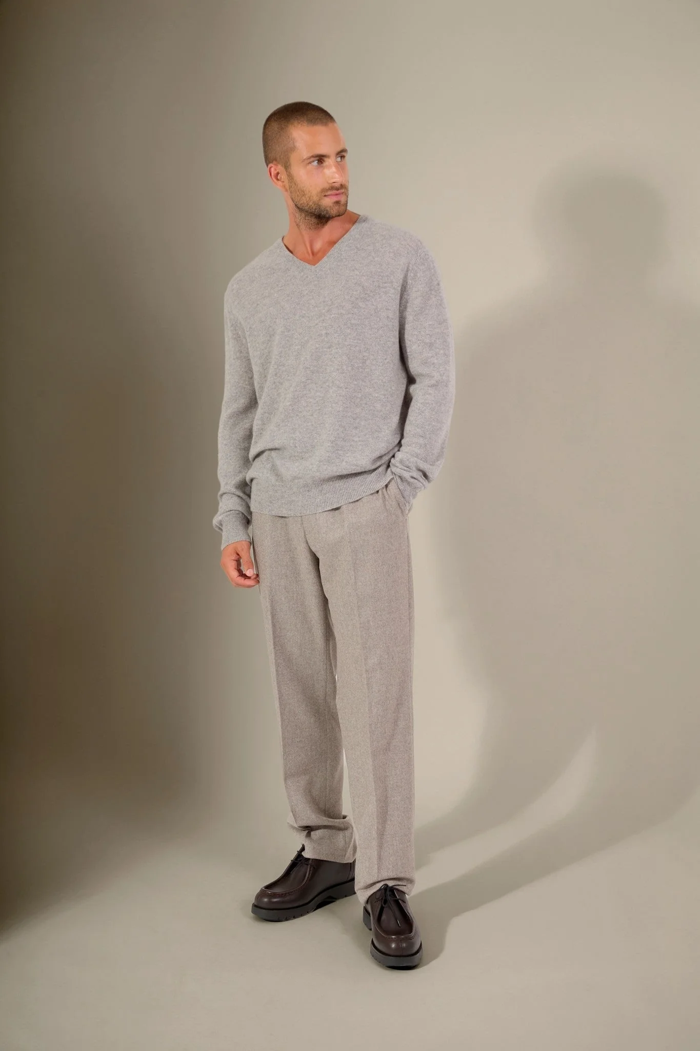 ALEXANDER pull col v nuage chiné 100% cachemire – Image 2