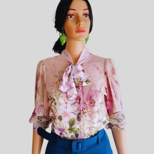 Blouse BEIGE à fleurs à nouer
